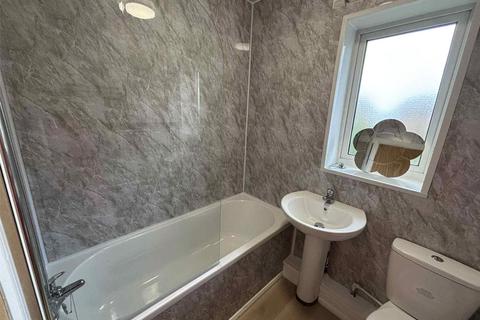 2 bedroom semi-detached house to rent, Meadow Road, Na TS29