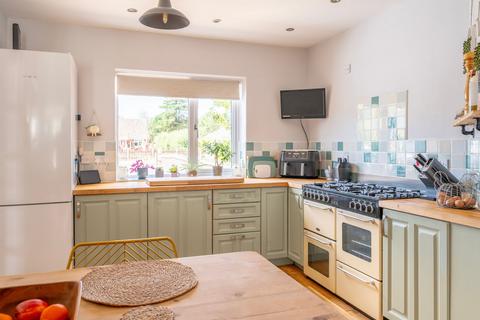 53 High Road, Needham, Harleston, IP20 9LB