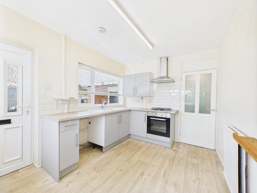 Breakfast/kitchen