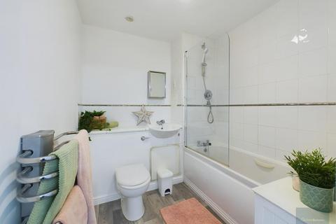 2 bedroom apartment to rent, Aldrin House, Plymouth PL4