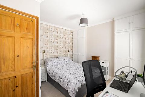 26 Mead Road, Folkestone, CT19 5QY