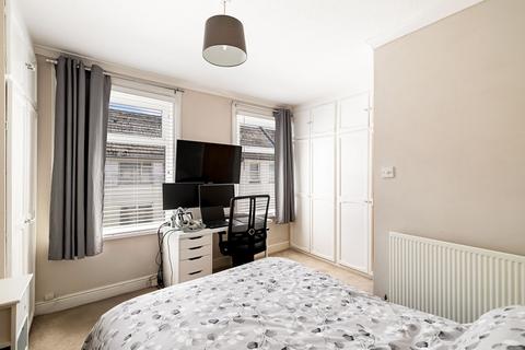 26 Mead Road, Folkestone, CT19 5QY