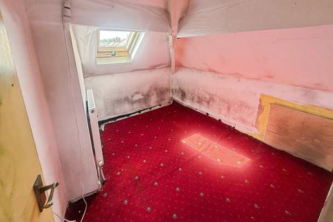 57 Aintree Road, Blackpool, FY4 3BD