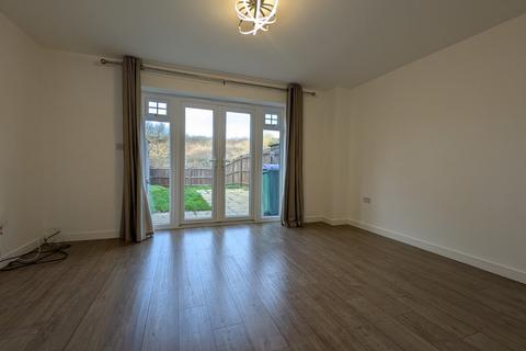 3 bedroom end of terrace house to rent, Westbrook Drive, Folkestone, Kent, CT20