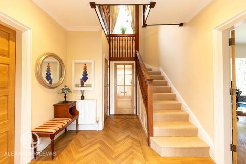 5 bedroom detached house for sale, Willian Way, Letchworth Garden City, SG6 2HG