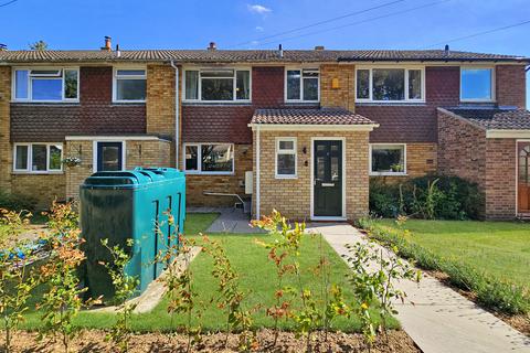 2 Bakers Close, Comberton, Cambridge, CB23 7DJ