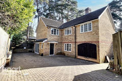 4 bedroom detached house for sale, Heathermount, Bracknell