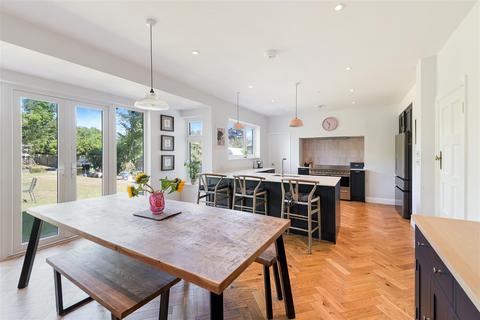 4 bedroom detached house for sale, West Hill Avenue, Epsom