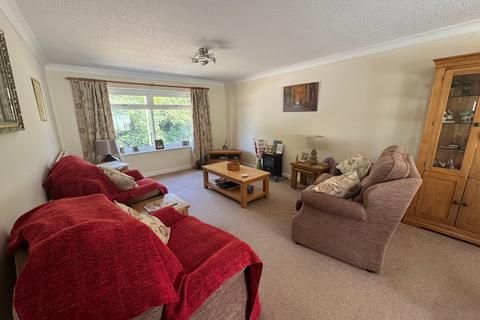2 bedroom flat for sale, Kingsfield, Ringwood BH24