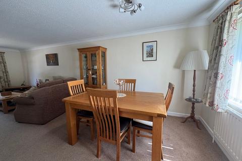 2 bedroom flat for sale, Kingsfield, Ringwood BH24