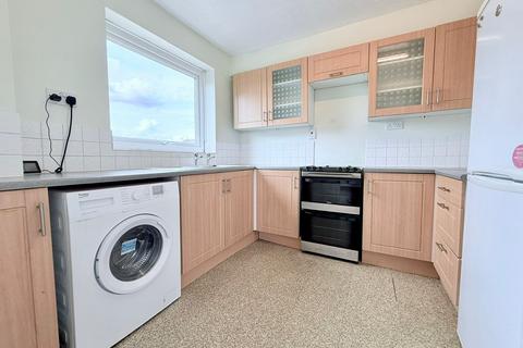 2 bedroom apartment to rent, Snowdrop Close, Chelmsford