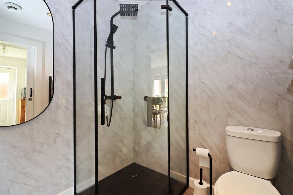 Utility/Shower Room