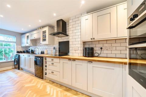 5 bedroom link detached house for sale, Troydale Park, Pudsey, West Yorkshire