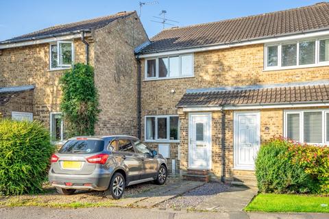 2 bedroom terraced house to rent, Montrose Avenue, York