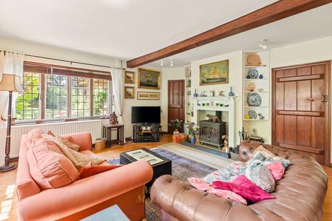 29 Park Crescent, Forest Row, RH18 5ED