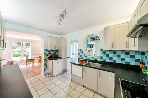 2 bedroom detached house for sale, Parsonage Close, Warlingham CR6