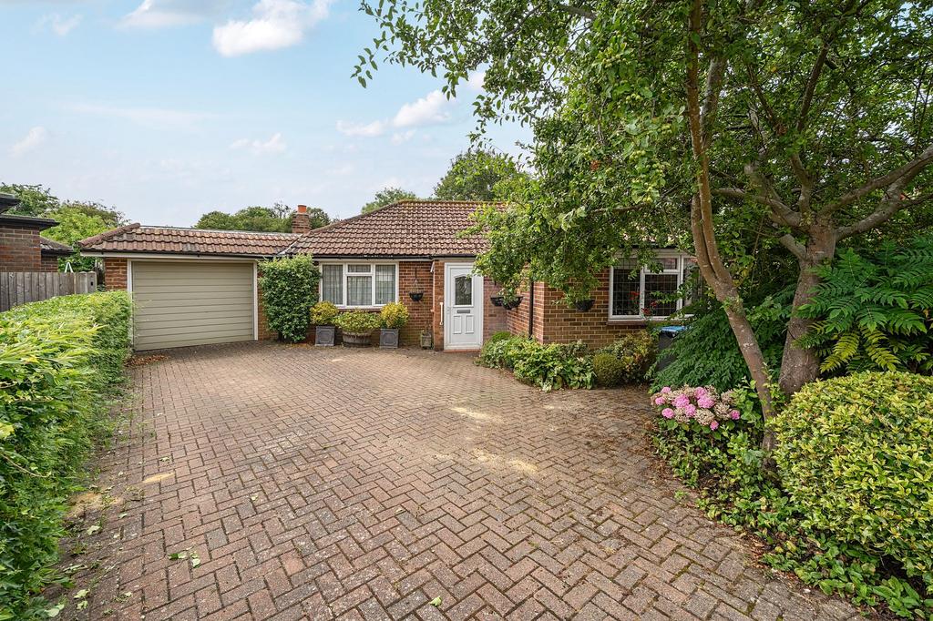 House exterior, garage