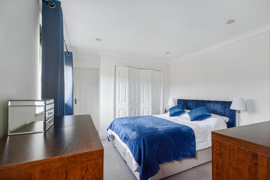 Bedroom 1 2.jpeg