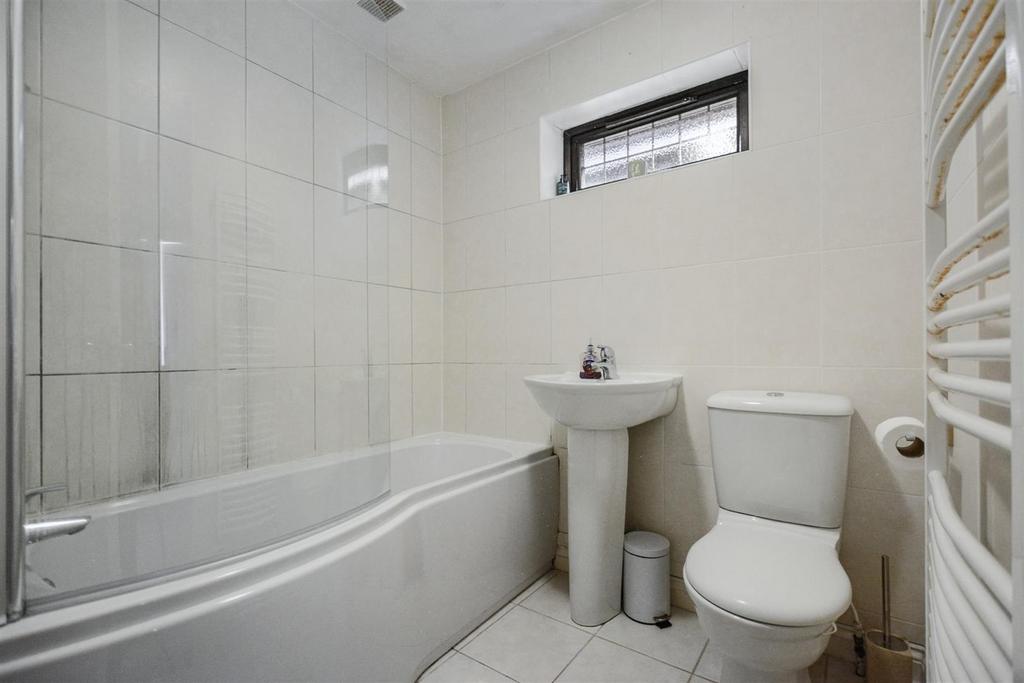 Bathroom.jpeg
