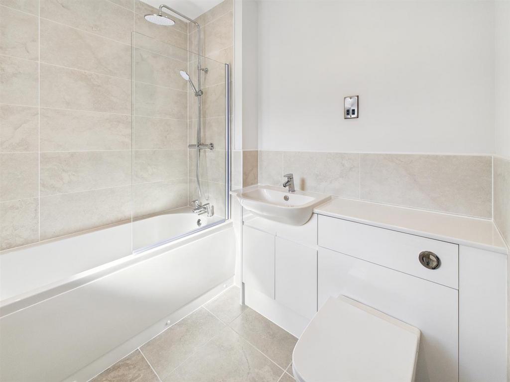 CAM01713 G0-PR0095-STILL011.jpg