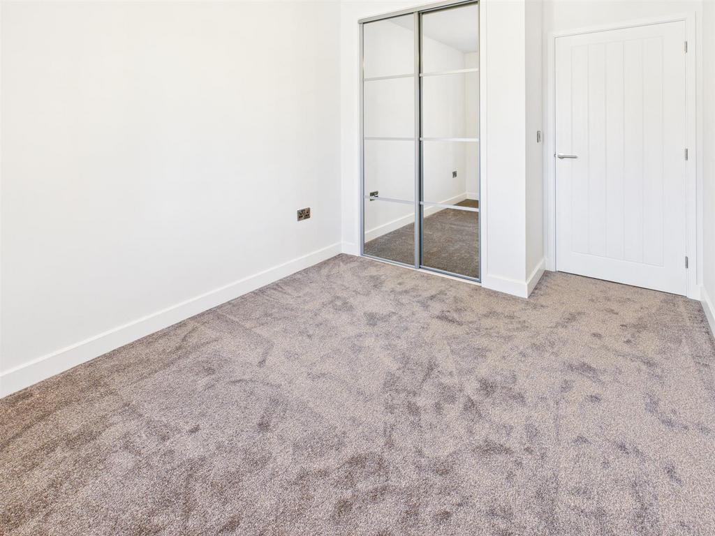 CAM01713 G0-PR0095-STILL013.jpg