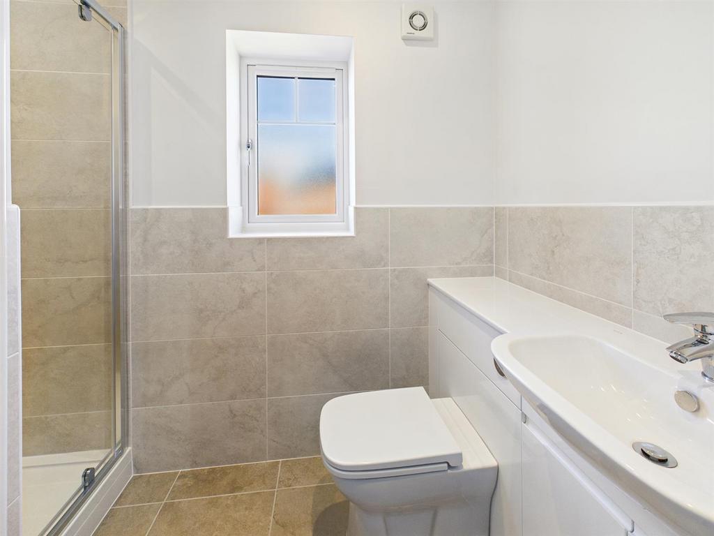 CAM01713 G0-PR0095-STILL016.jpg