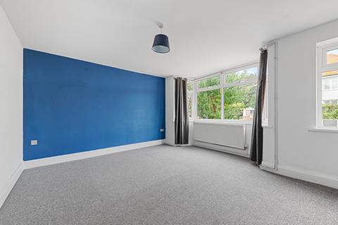 6 Briar Close, Skegness, PE25 3QB