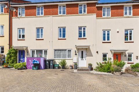4 bedroom terraced house for sale, Snowberry Walk, Bristol BS5