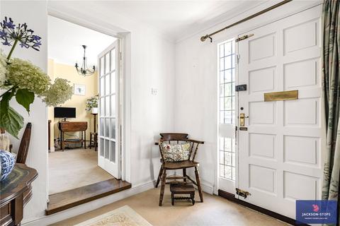 undefined, High Street, Flore, Northamptonshire, NN7