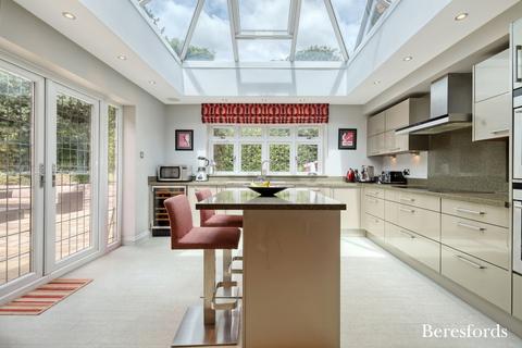 undefined, Willow Green, Ingatestone, CM4