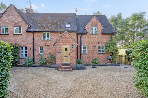 4 bedroom cottage for sale, Aylesbury HP18