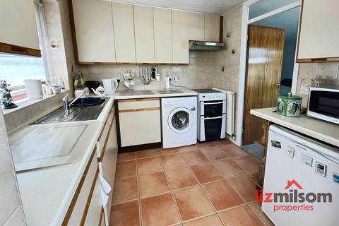 2 bedroom detached bungalow for sale, Mill Hill Lane, Burton-On-Trent DE15