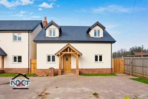 undefined, Main Road, Great Leighs, CM3