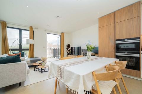 1 bedroom flat for sale, Lyons Place, London NW8