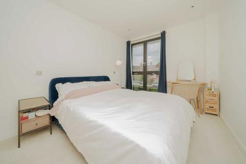 1 bedroom flat for sale, Lyons Place, London NW8