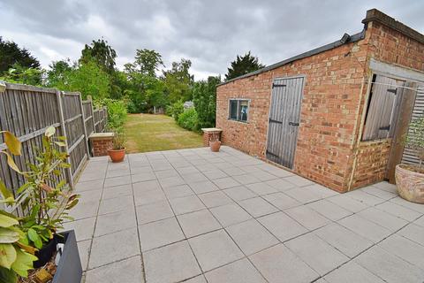 26 Bourne Gardens, London, E4 9DX