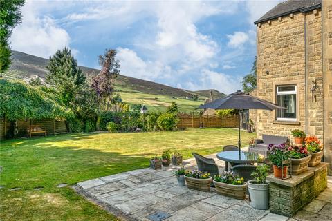 undefined, Park Lane, Greenfield, Saddleworth, OL3