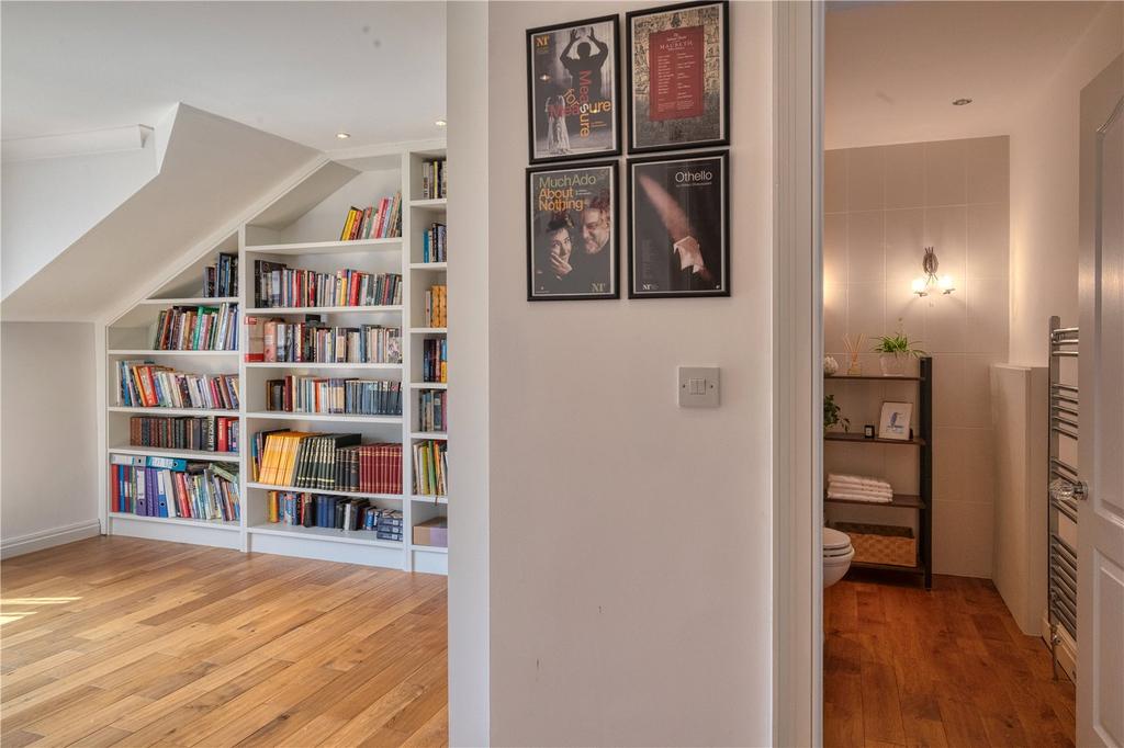 Bed 5 / Library