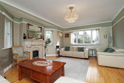 undefined, Hermitage Road, Hale