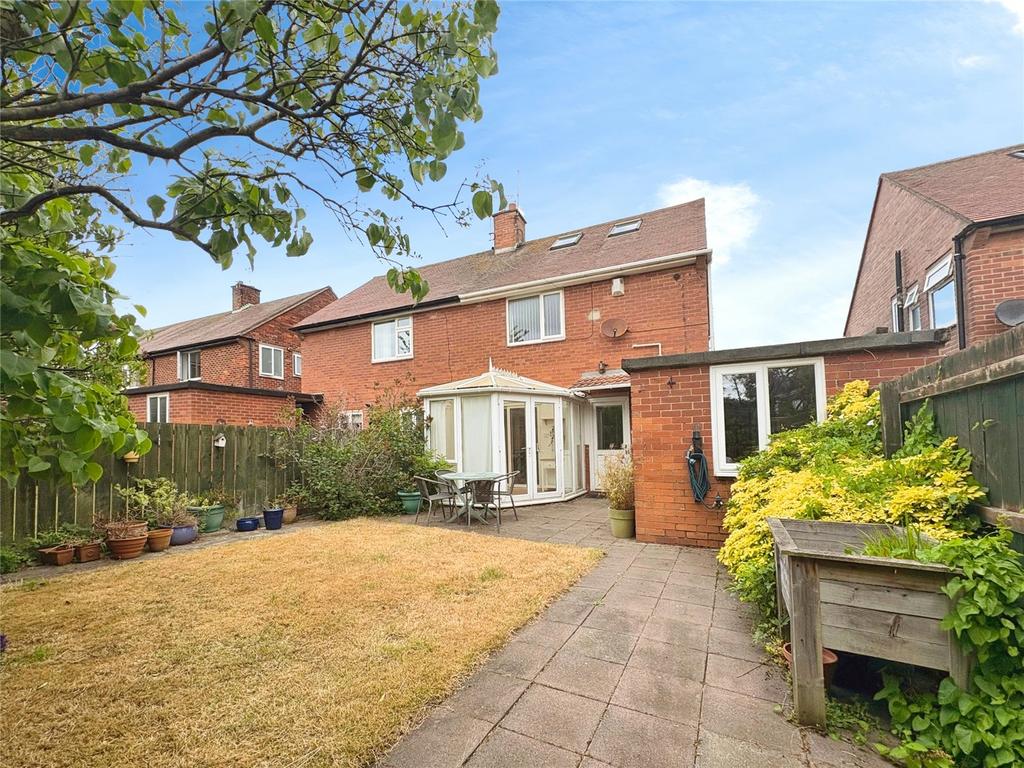 Rear Garden (2)