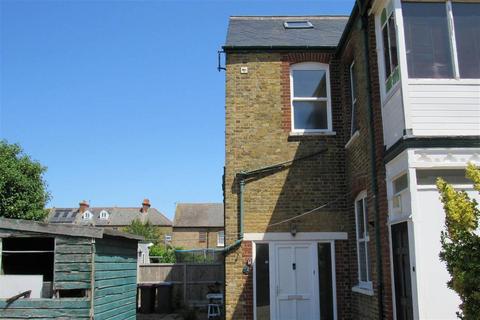 2 bedroom maisonette for sale, Canterbury Road, Herne Bay