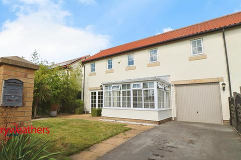 9 Cygnet Close, Brampton Bierlow, Rotherham, S63 6EY