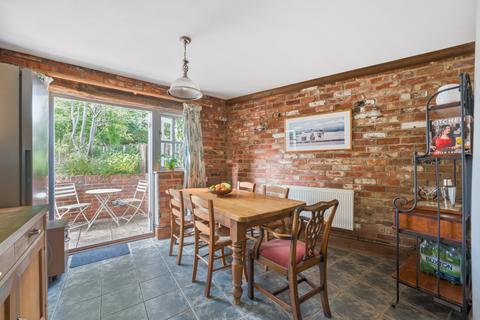 Japonica Cottage Newtown, Upper Basildon, Reading, RG8 8JG