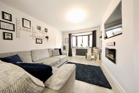 3 bedroom semi-detached house for sale, Skeckling Close, Burstwick, Hull