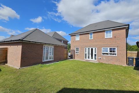 4 bedroom detached house for sale, Kettleband Close, Bingham