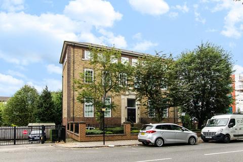 Greenview Close, Acton, London, W3