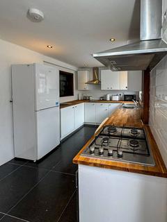 6 bedroom terraced house for sale, Dundee Road, Plaistow, London, E13