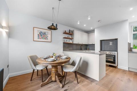 undefined, St. James Lane, London, N10