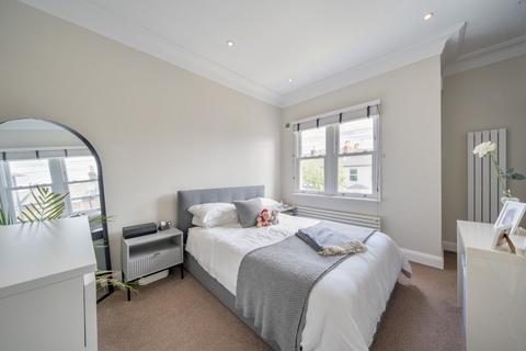 67 Gladstone Road, London, SW19 1QR