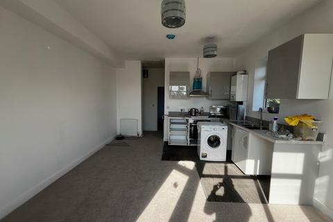 1 bedroom flat to rent, Station Road, Shirehampton BS11